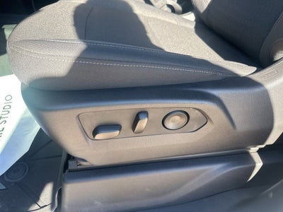 2025 Chevrolet Silverado 3500 HD Chassis Cab LT