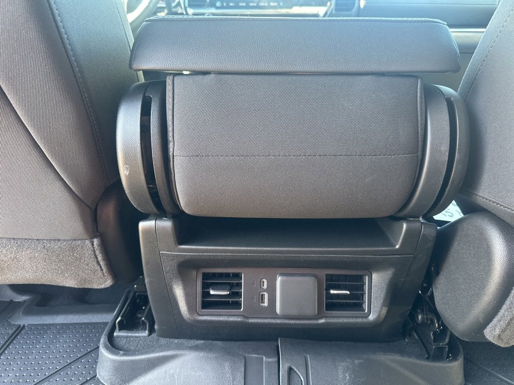 2025 Chevrolet Silverado 3500 HD Chassis Cab LT