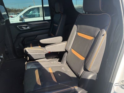 2022 GMC Yukon XL AT4