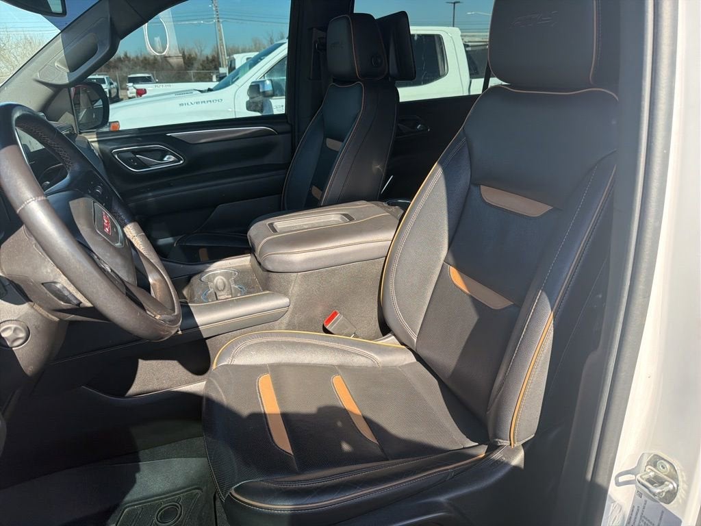 2022 GMC Yukon XL AT4