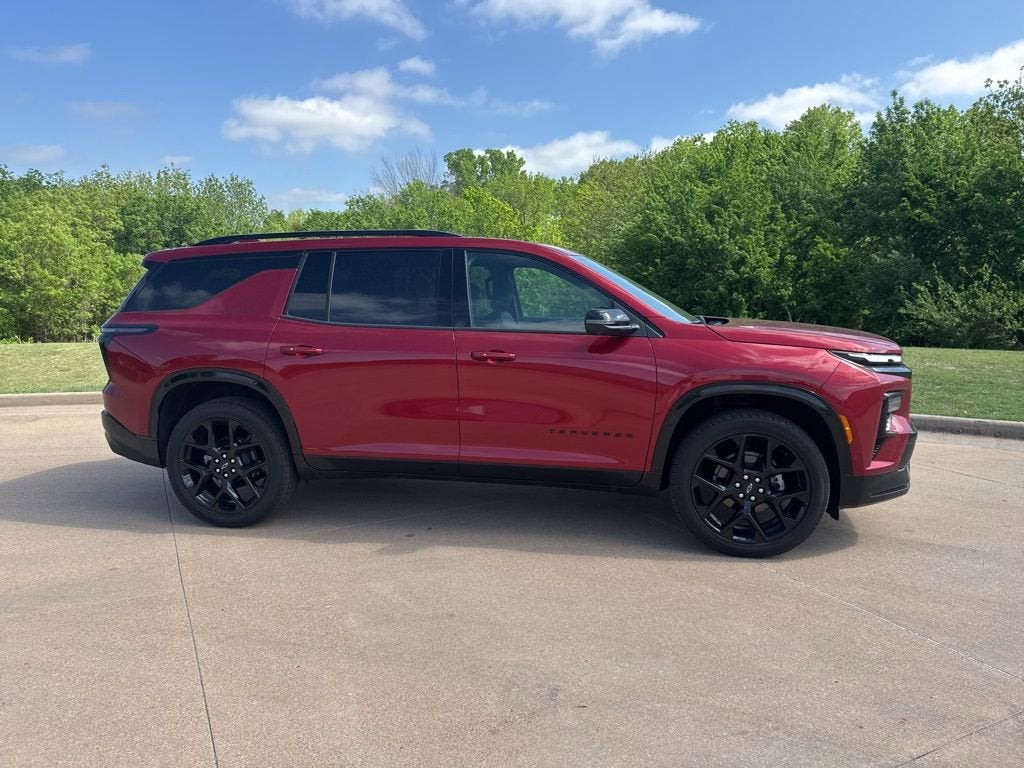 2025 Chevrolet Traverse RS