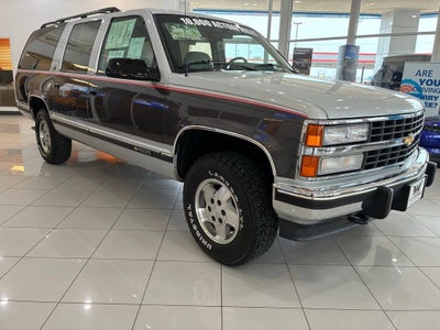 1993 Chevrolet Suburban Base