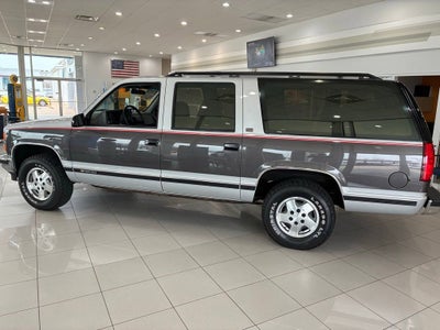 1993 Chevrolet Suburban Base