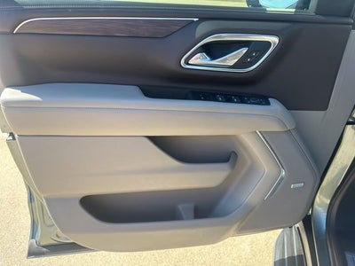 2024 Chevrolet Suburban LT