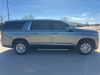2024 Chevrolet Suburban LT