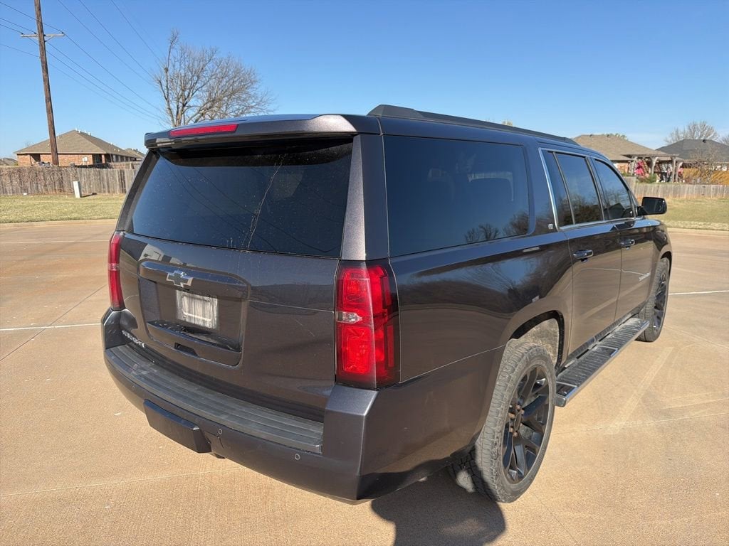 2016 Chevrolet Suburban LT