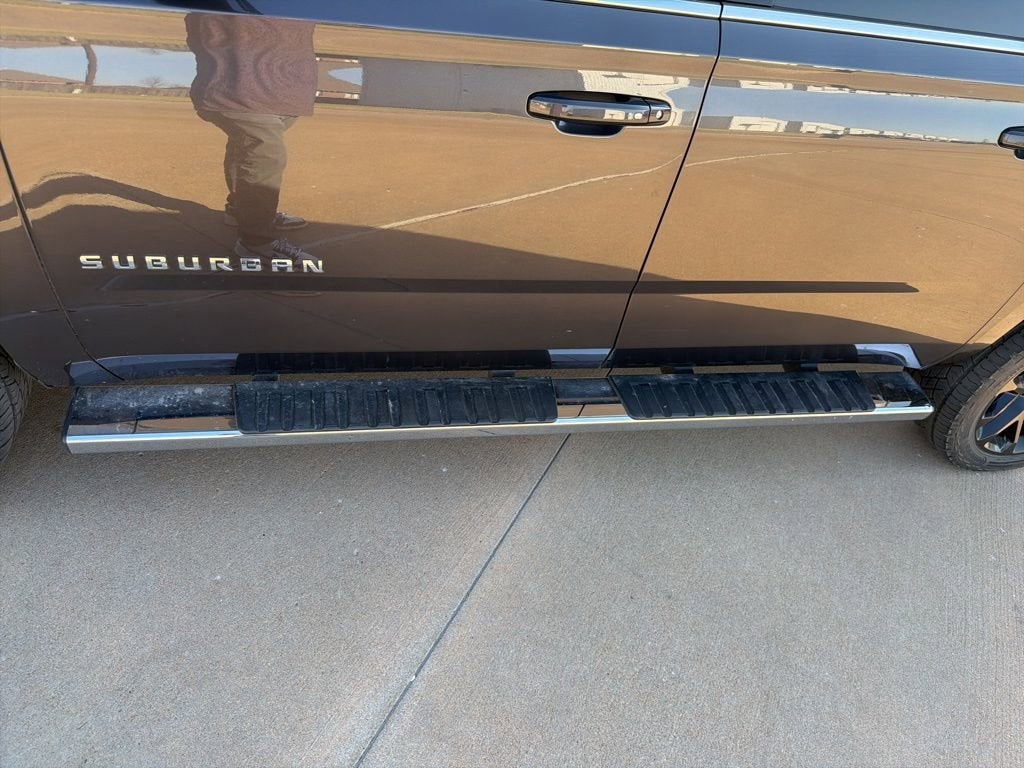 2016 Chevrolet Suburban LT