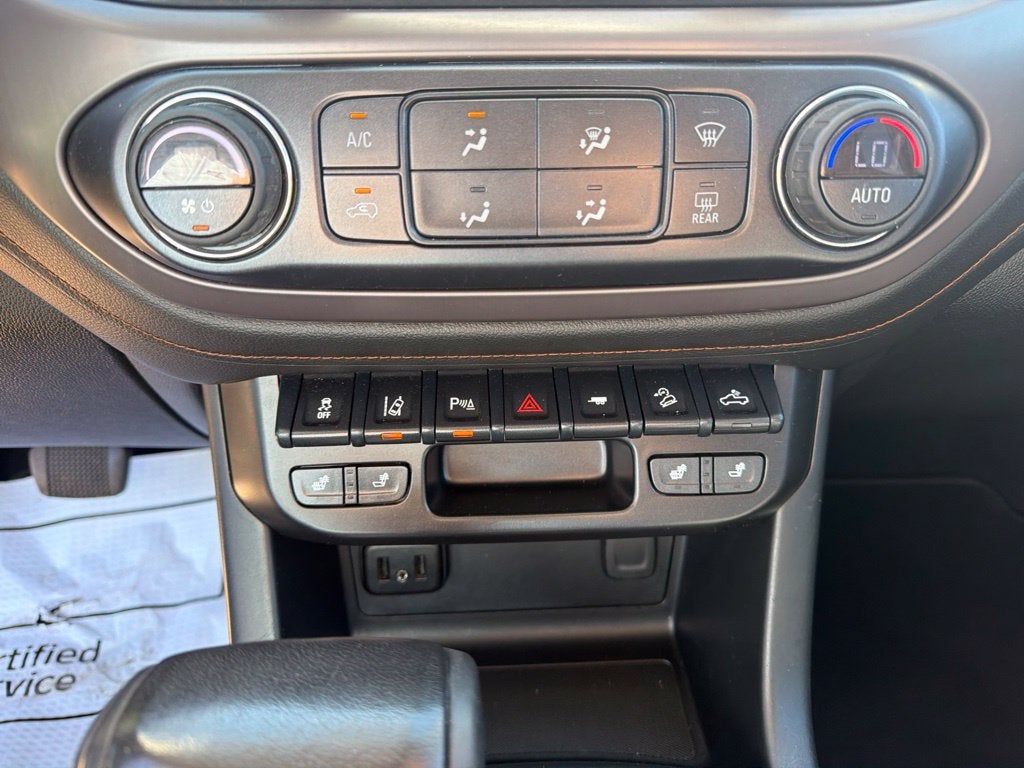2021 GMC Canyon 4WD AT4 w/Leather