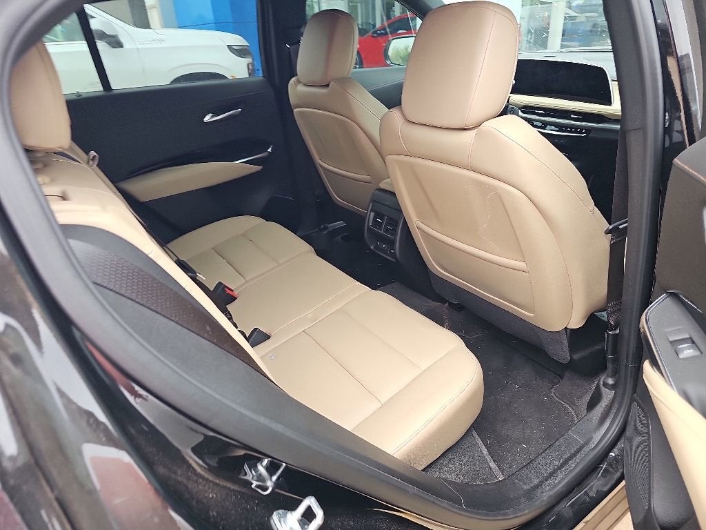 2024 Cadillac XT4 Luxury