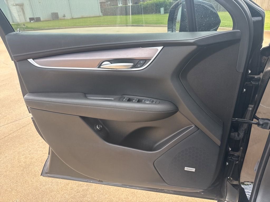 2024 Cadillac XT5 Luxury