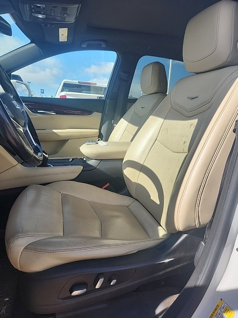 2019 Cadillac XT5 Luxury FWD