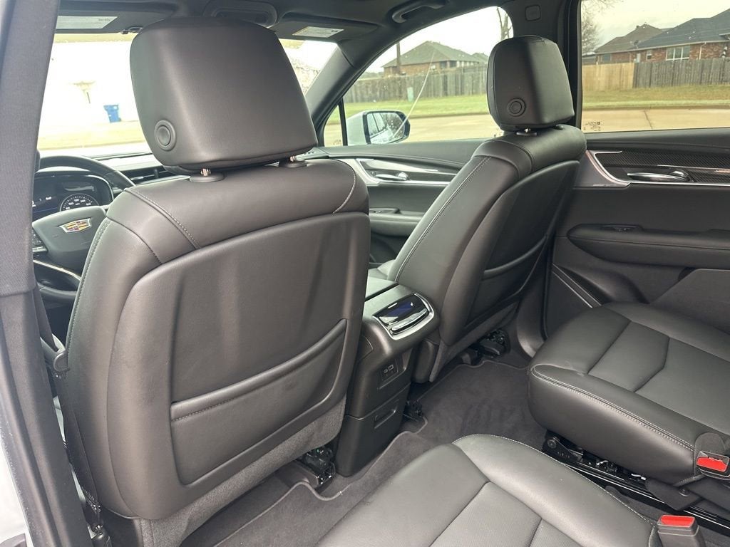 2025 Cadillac XT6 Sport