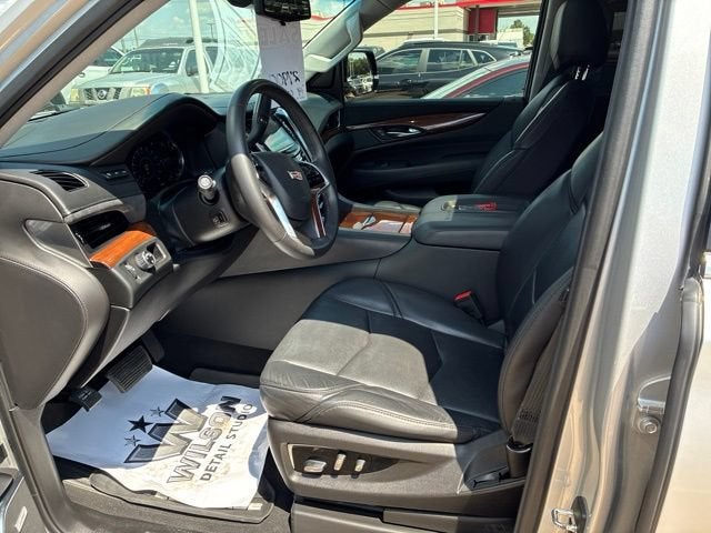 2019 Cadillac Escalade Luxury