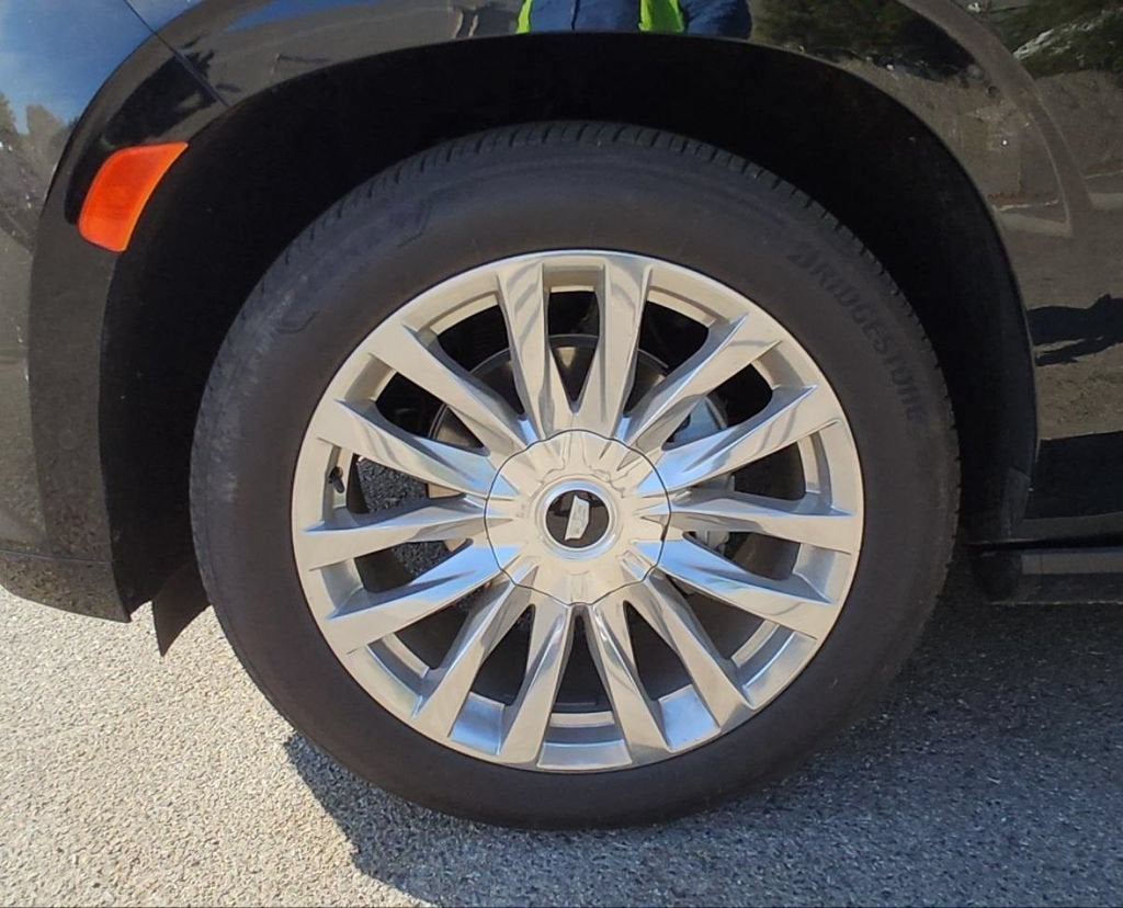 2023 Cadillac Escalade ESV 4WD Premium Luxury