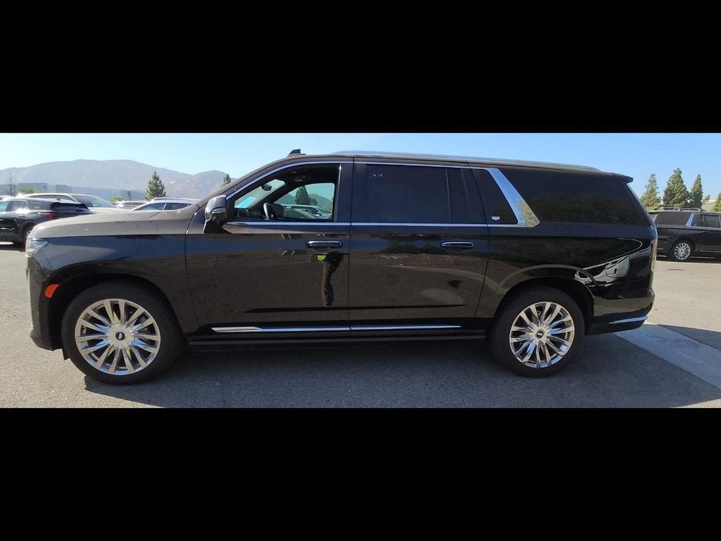 2023 Cadillac Escalade ESV 4WD Premium Luxury