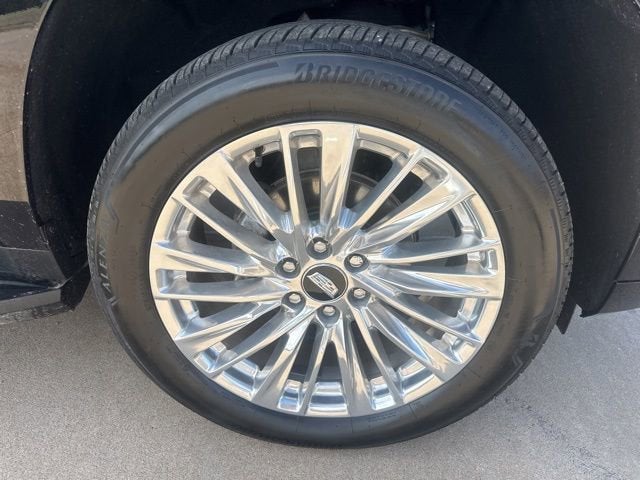 2025 Cadillac Escalade ESV Premium Luxury