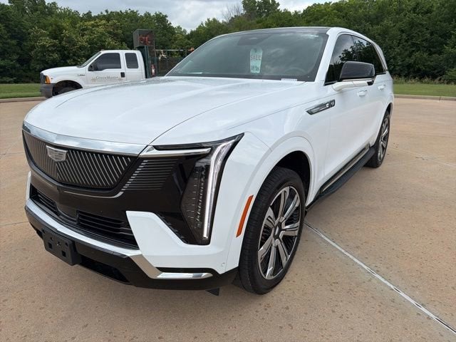2025 Cadillac ESCALADE IQ Luxury 2