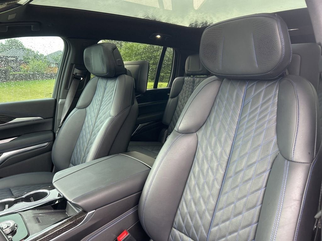 2025 Cadillac ESCALADE IQ Sport 1