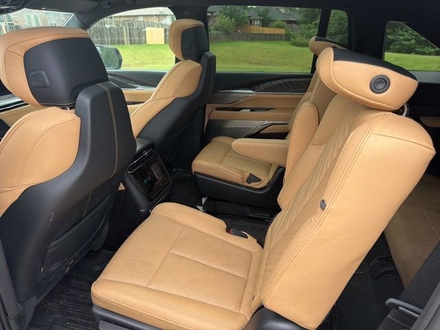 2025 Cadillac ESCALADE IQ Sport 2