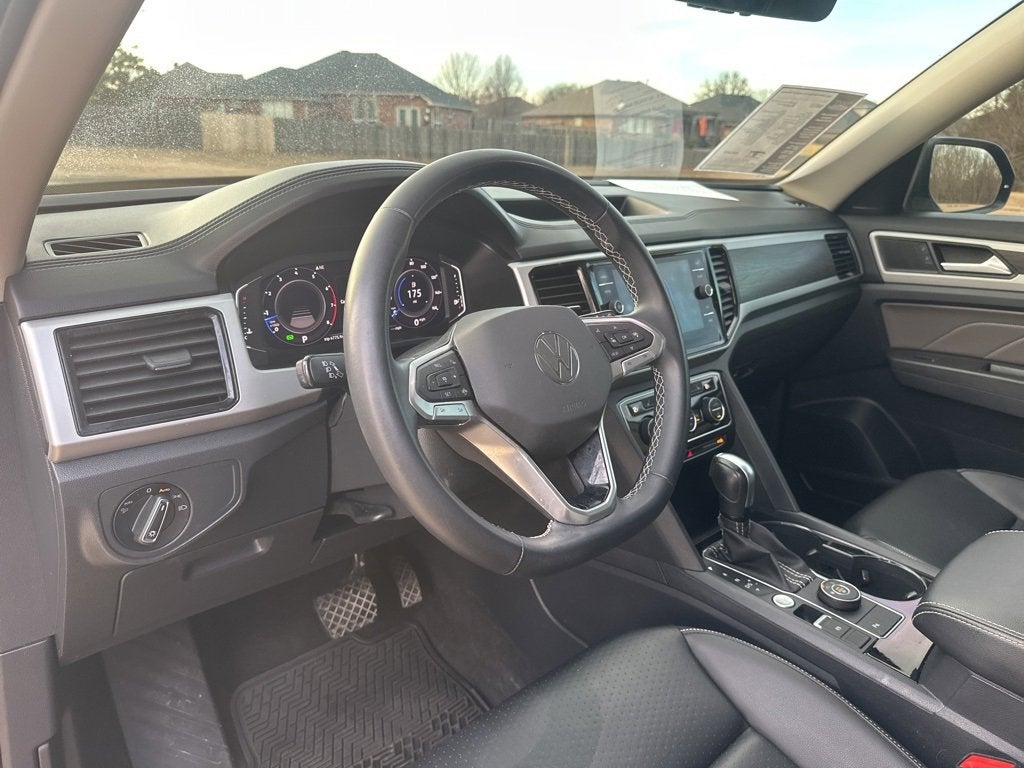 2022 Volkswagen Atlas 3.6L V6 SE w/Technology