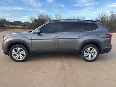 2022 Volkswagen Atlas 3.6L V6 SE w/Technology