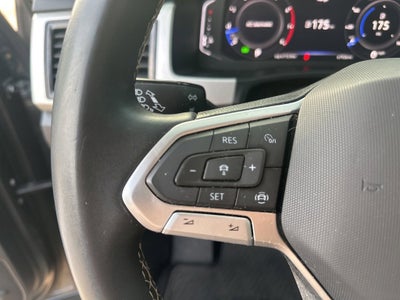 2022 Volkswagen Atlas 3.6L V6 SE w/Technology