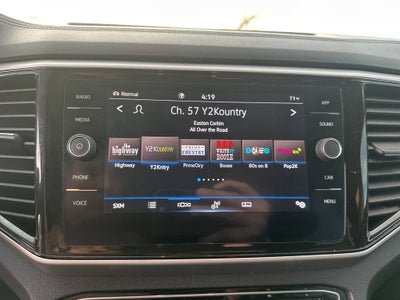 2022 Volkswagen Atlas 3.6L V6 SE w/Technology