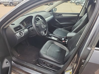 2012 Volkswagen Passat SE