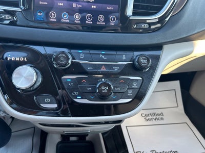 2018 Chrysler Pacifica Touring L Plus
