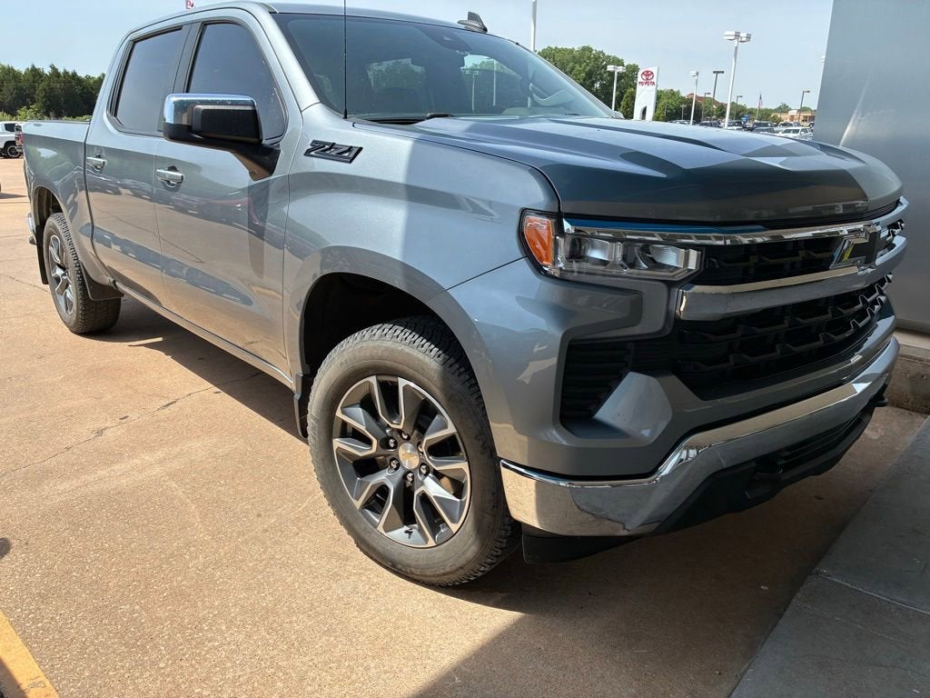 2024 Chevrolet Silverado 1500 LT