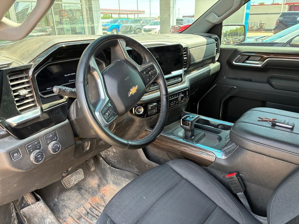 2024 Chevrolet Silverado 1500 LT