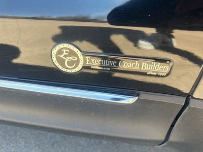 2019 Lincoln MKT Base