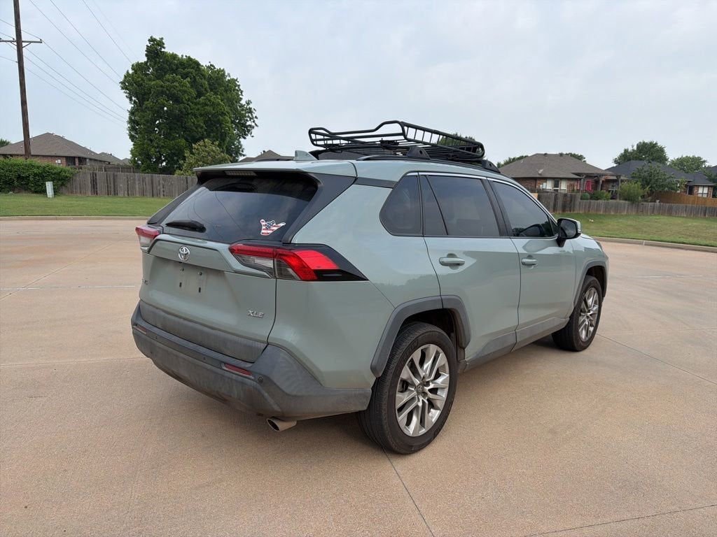 2021 Toyota RAV4 XLE Premium