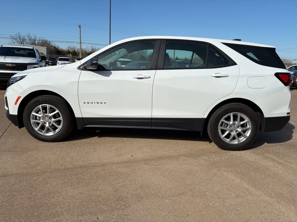 2023 Chevrolet Equinox LS