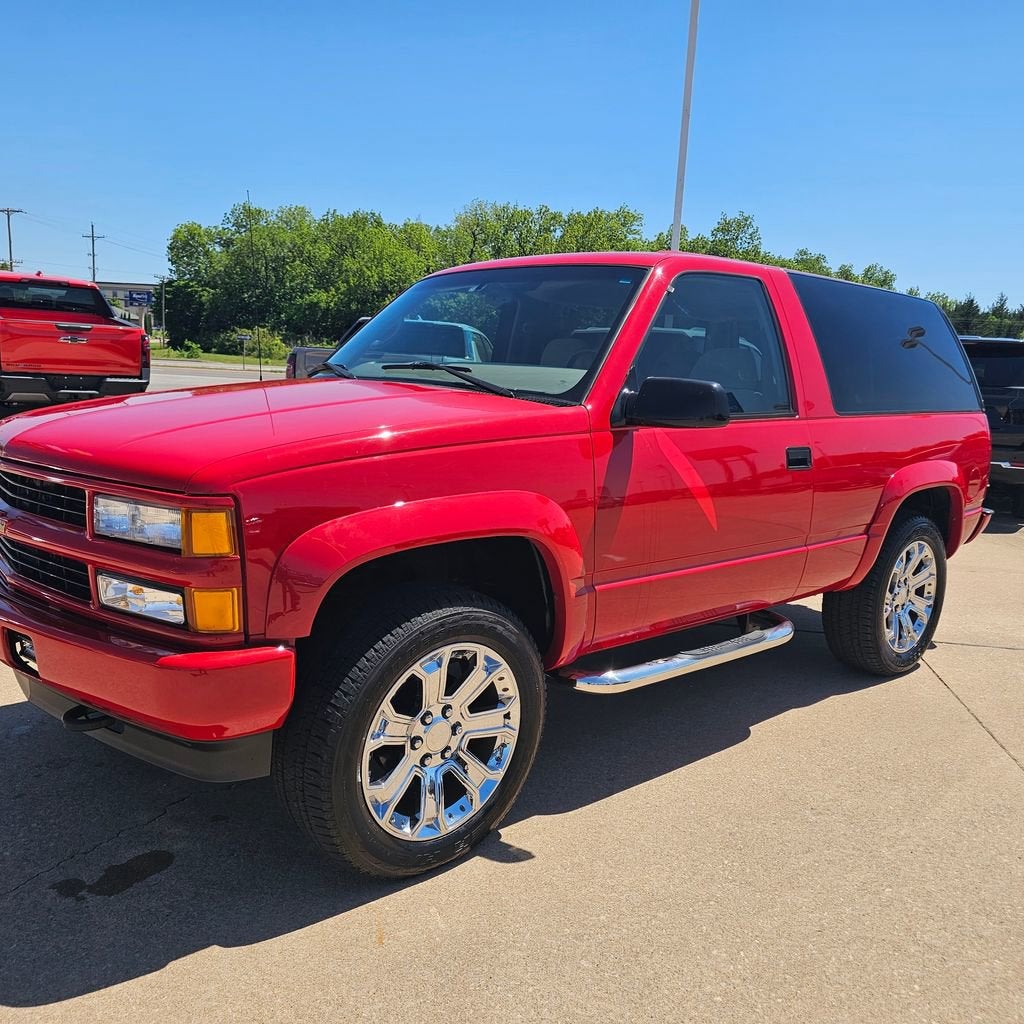 1997 Chevrolet Tahoe Base