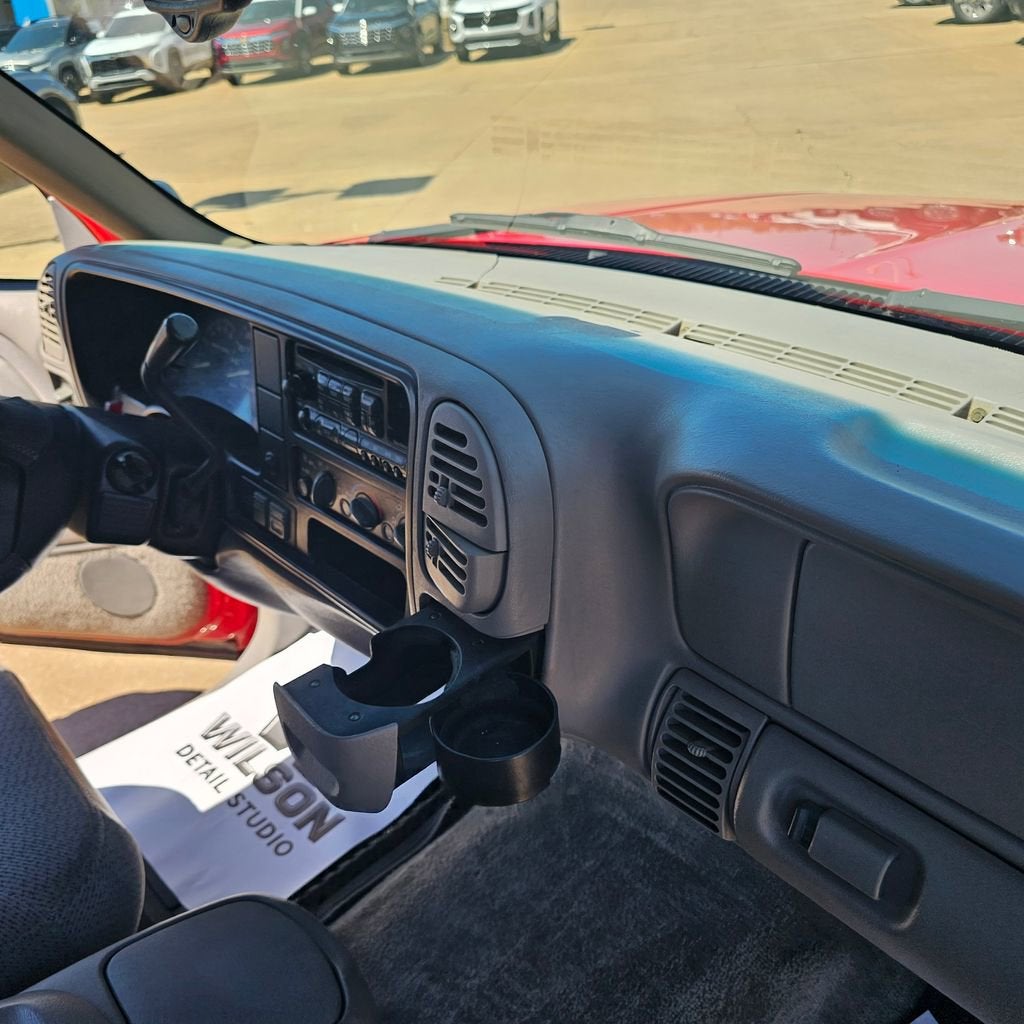 1997 Chevrolet Tahoe Base