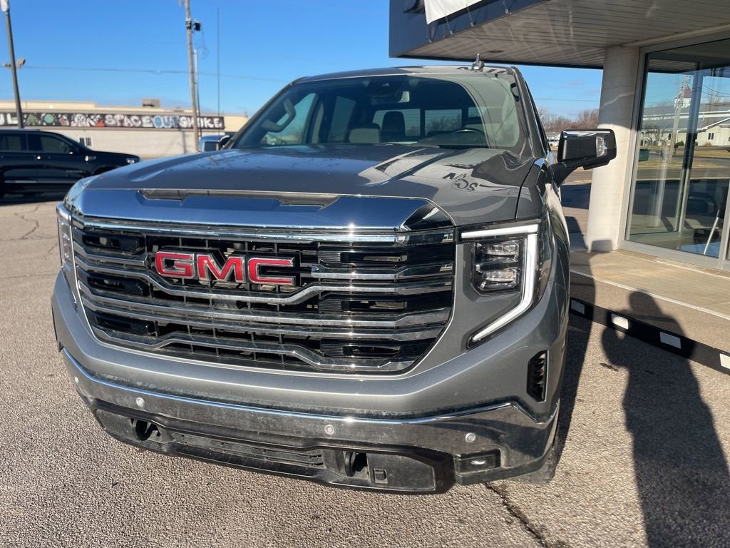 2024 GMC Sierra 1500 SLT