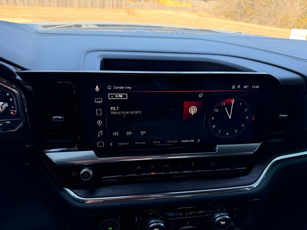 2023 GMC Sierra 1500 SLT