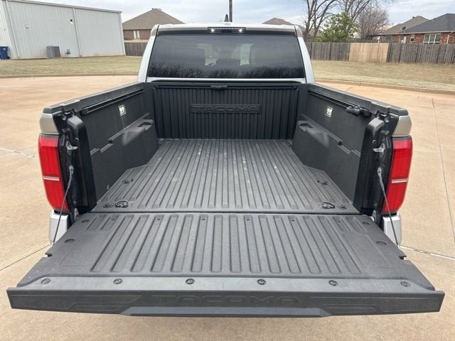 2024 Toyota Tacoma 4WD SR5