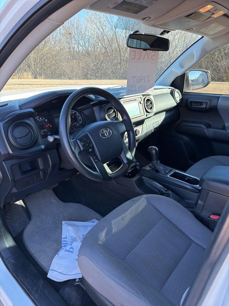 2016 Toyota Tacoma SR