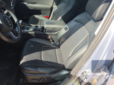 2025 Kia SPORTAGE Base