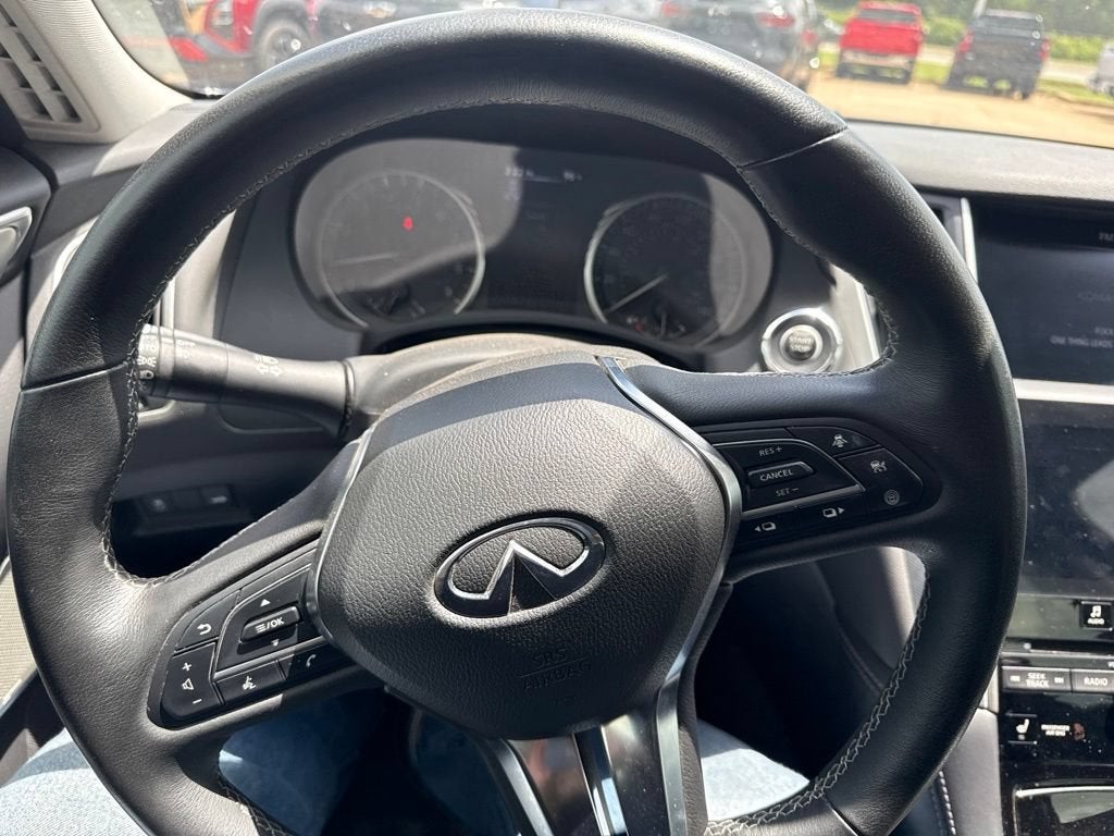 2023 INFINITI Q50 LUXE